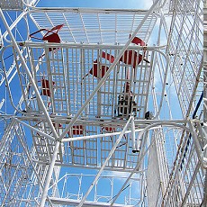 鷹架工廠專業團隊成員，確保鷹架產品品質