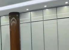 電控玻璃讓浴室玻璃變霧面，保護隱私