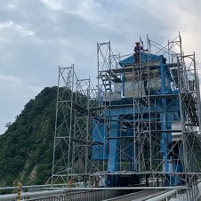 萬明鷹架團隊高效協作搭建施工架